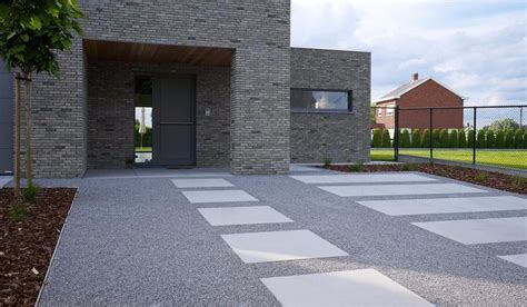 Foto: betontegels op oprit