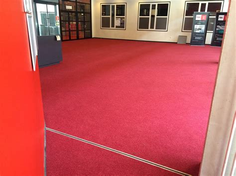 Schoonloopzone bij de entree van een gebouw