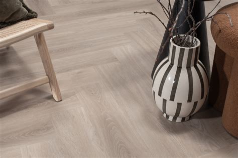 Diagram: Laagstructuur van een moderne PVC-vloer
