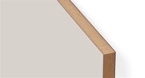 Diagram: verschil HPL op MDF vs. spaanplaat, met en zonder backing