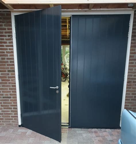 Infographic: Voordelen kunststof garagedeur met kozijn