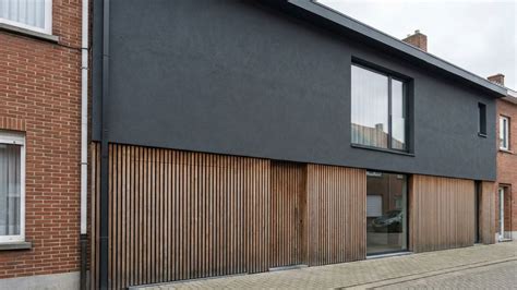 Gevelinspiratie: crepi, hout en metaalcombinaties