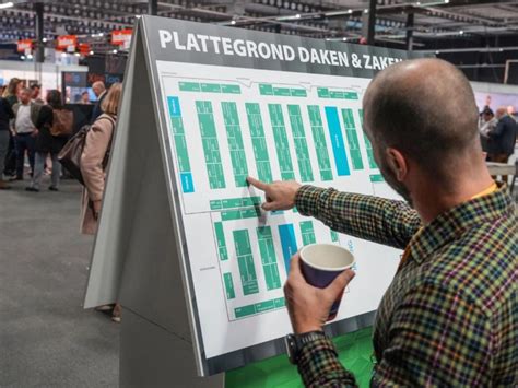 Infographic: overzicht van exposanten en sectoren op Daken & Zaken