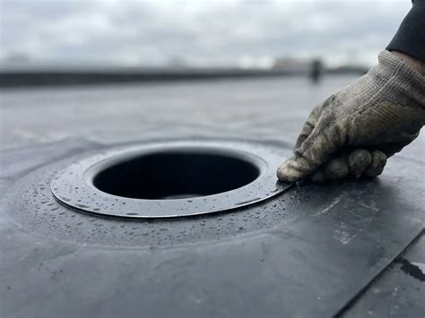 Illustratie van EPDM dakafvoer en afdichtingen