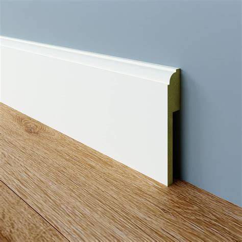 Foto van MDF-, PVC-, HDPS- en overzetplinten