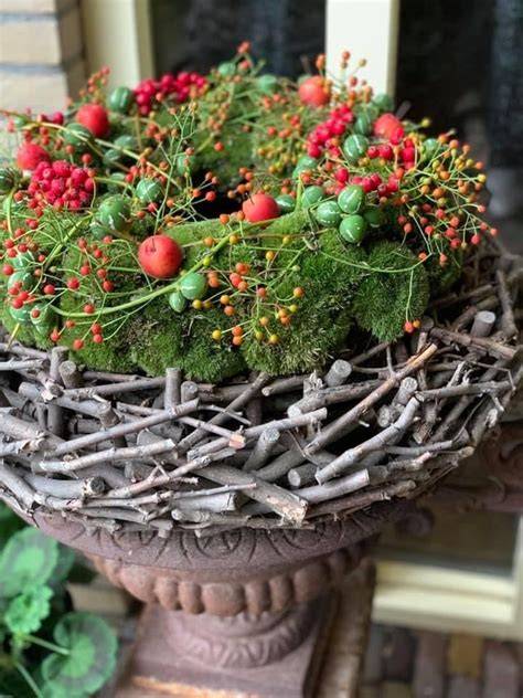 Seizoensdecoratie op schoorsteenmantel: kerst, herfst, Halloween