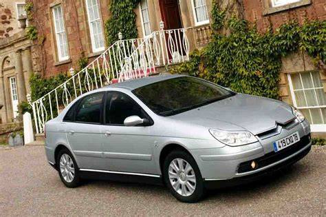 Infographic: Stapsgewijze radiatorvervanging Citroën C5 2006