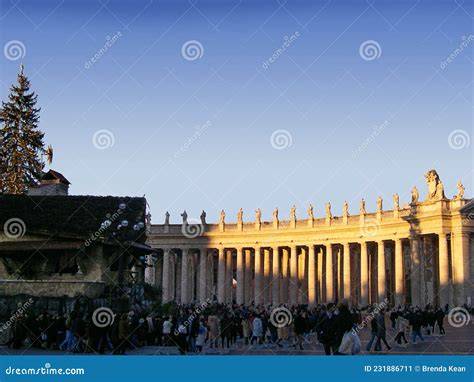 Ingang van Bernini's colonnade en het sleutelgat-gevoel