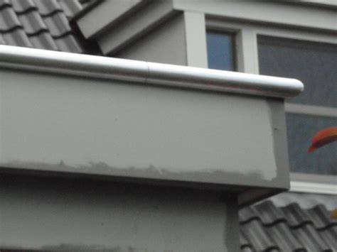 Keramische/metallic dakrandafwerking - zinken kraal