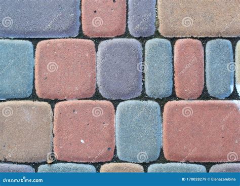 Kleurrijke staalkaart van verschillende bakstenen tinten.