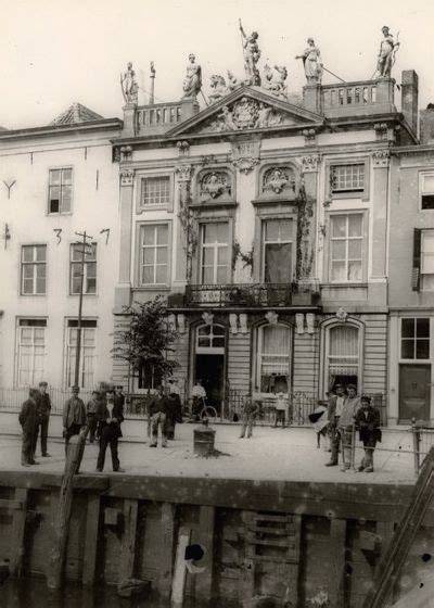 Beeldenhuis gevel, Dokkade Vlissingen, circa 1900