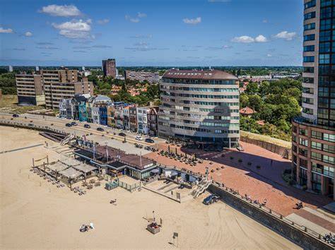 Boulevard Vlissingen met oudere gevels