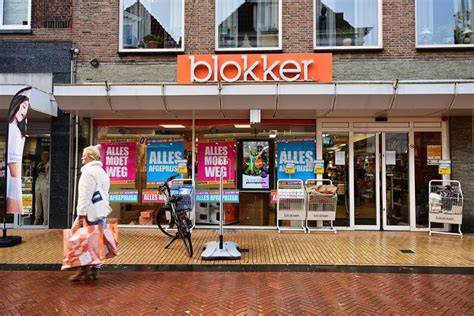 Infographic: Verbouwingsfasen en openingsresultaten van Blokker locaties