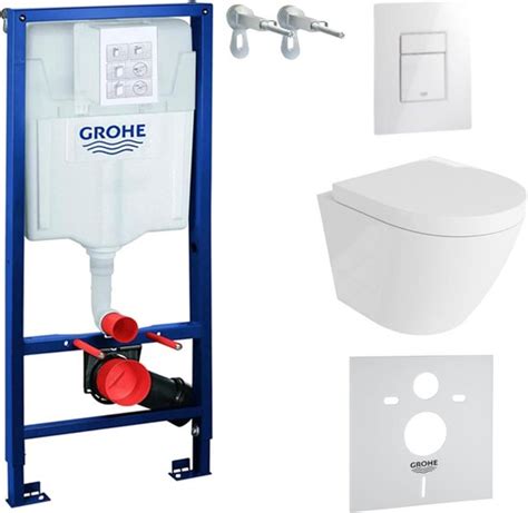 Infographic: Overzicht van montage- en afwerkingsstappen voor hangend toilet