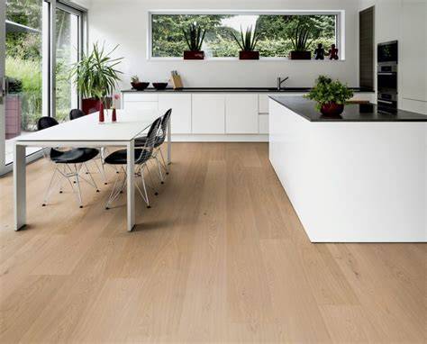Infographic: Verschillen tussen eiken decor en nature oak in laminaat