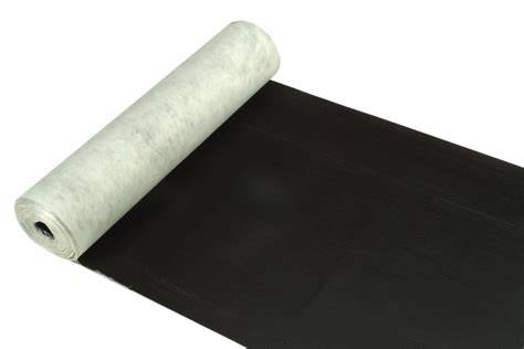 Primer en scheidingslaag: bitumen-emulsie en BauderFLEX TA 600