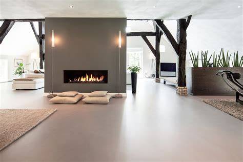 Voorbeeld van warme kleur gietvloer in interieur