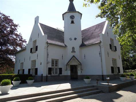 Kasteel Cranendonck en silhouet van Maarheeze