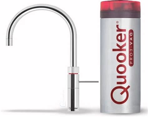 Kalkaanslag op de uitloop van Quooker