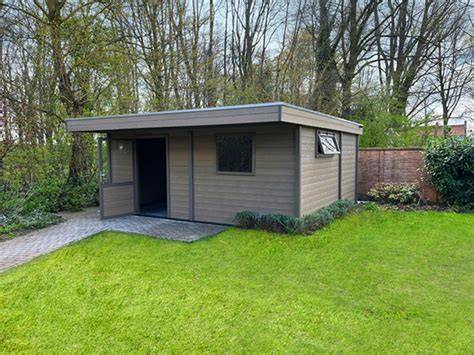 Infographic: overzicht van opties voor geïsoleerde tuinhuis met toilet