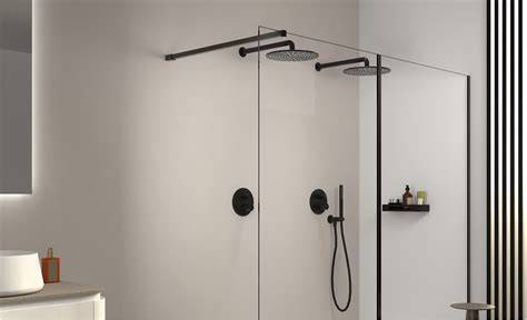 3D-model van een grote dubbele douche met twee hoofddouches