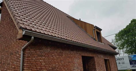 Foto: verschillende kleuren naadloze aluminium dakgoten