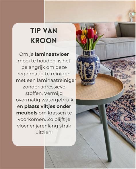 Een schone laminaatvloer met viltjes onder meubels