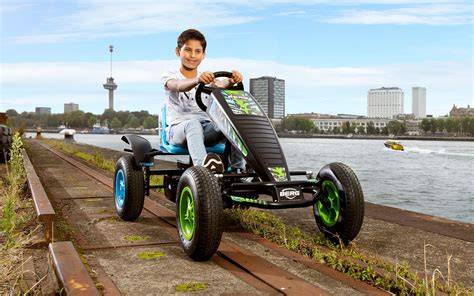 BERG XL/XXL skelters voor langere kinderen en volwassenen