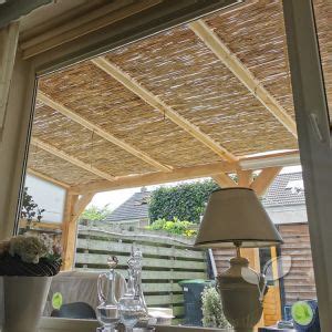 U-profiel als beugel voor rietmatten