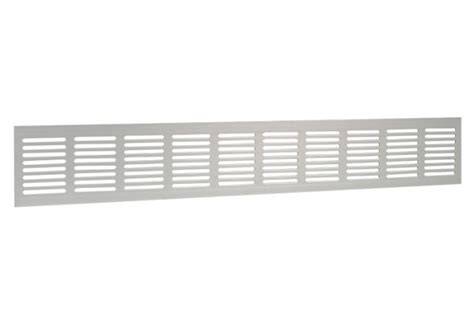 Plintrooster 500 x 80 mm in keukenplintillustratie
