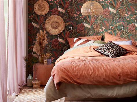 Moodboard: Voorbeelden van Kwantum behangstijlen (jungle, bloemen, grafisch)