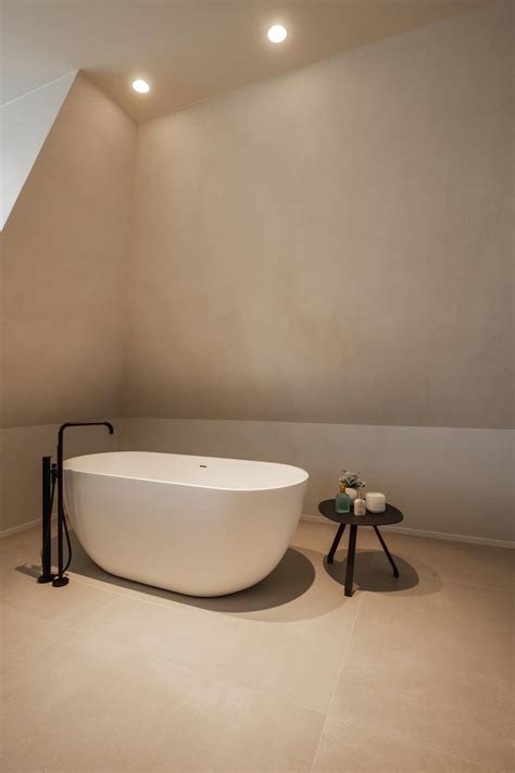 Foto van een badkamer met Beal Mortex afwerking
