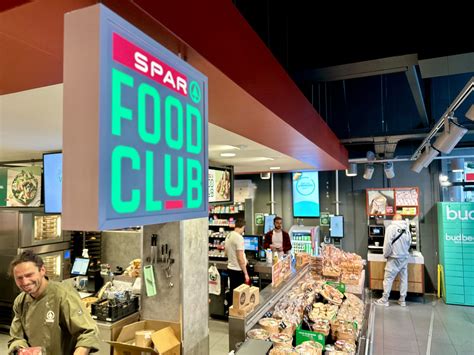 Foto van Spar City met Foodclub en moderne indeling