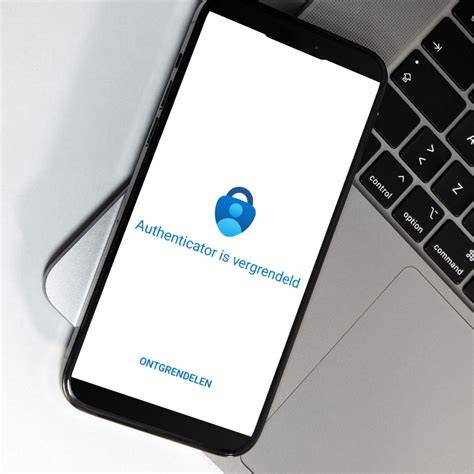 Schematische weergave: Overzetten Microsoft Authenticator naar een nieuwe telefoon