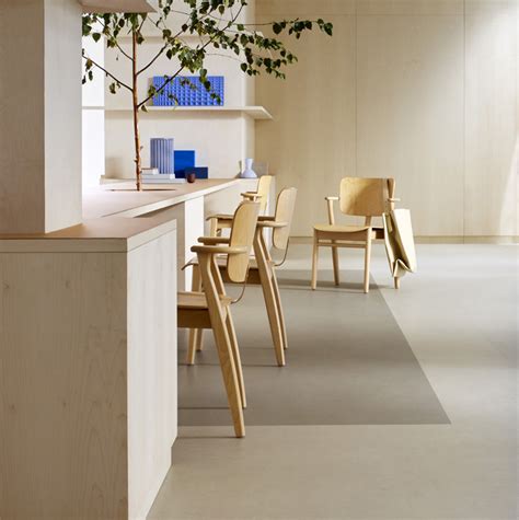 Combi van Marmoleum Concrete en tapijt: voorbeeldkleurenschema