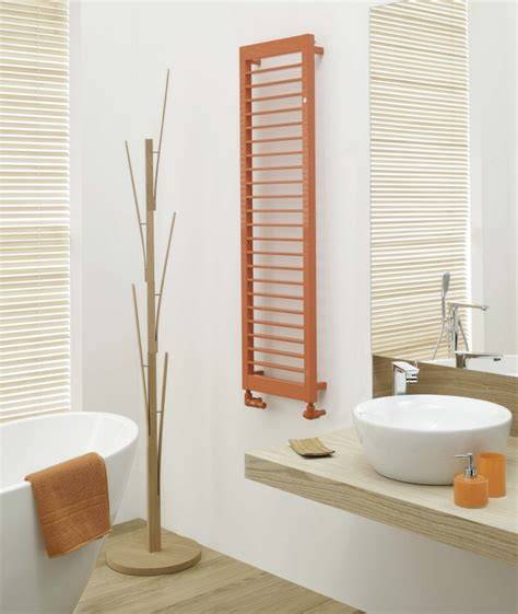 Designradiator gecombineerd met handdoekrekken
