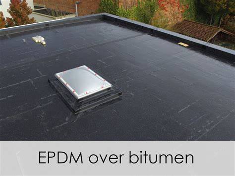 Dakopties: bitumen, EPDM, glas
