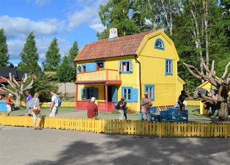 Infographic: Schematische kaart van Villa Kakelbond en Astrid Lindgrens Wereld