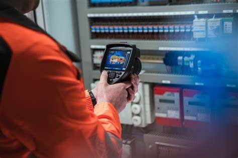 Thermografische infraroodcamera in een inspectie