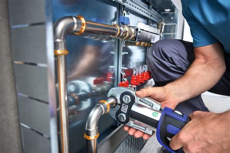 Infographic: overzicht van Geberit Mapress RVS en Therm kenmerken en veiligheidsaspecten