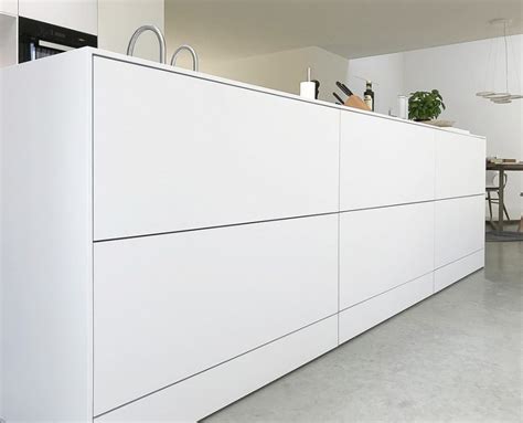 Polar ArcDesign kookeiland met naadloos Solid Surface Corian werkblad