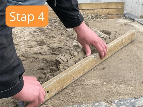 Diagram van de opbouw van een zandbed met drainage.