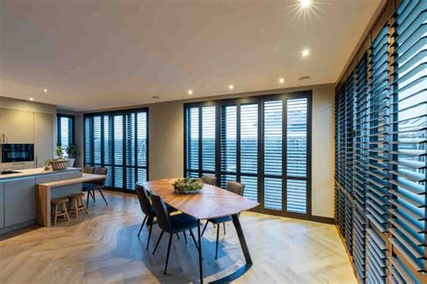 Visuele uitleg van de verschillende montagemogelijkheden voor shutters.