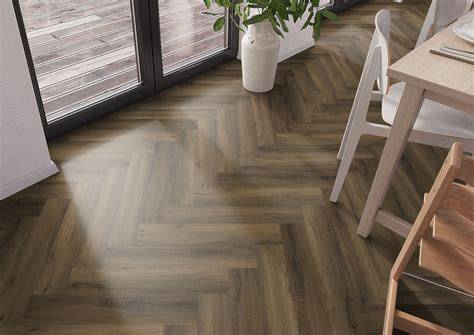 Infographic: vergelijking pvc, laminaat, tapijt, vinyl vloeren en accessoires