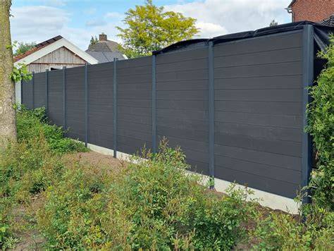 kleuren composiet schutting antraciet en kwartsgrijs