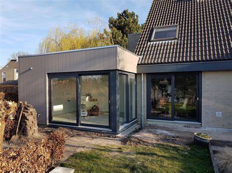 Voorbeelden prefab aanbouwen: woonkameruitbouw, keukenuitbreiding, thuiskantoor