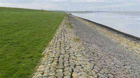3D-visualisatie: primaire waterkering en sluisuitbreiding