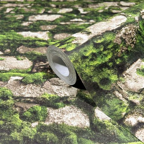 Een gedetailleerde close-up van steenlook behang met reliëf, die de textuur en het 3D-effect benadrukt.