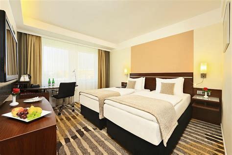 Artistieke impressie van de buitenkant van Hotel Duo Praag