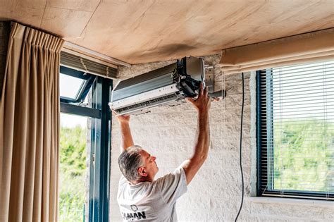 Infographic: overzicht van stappen voor correcte installatie en gebruik van mobiele airco